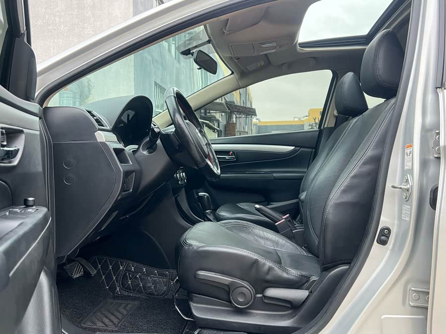 Suzuki Ciaz 2017 изображение автомобиля #5