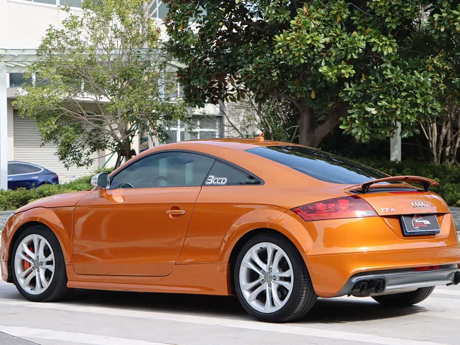 Audi TTS 2013 car image #5