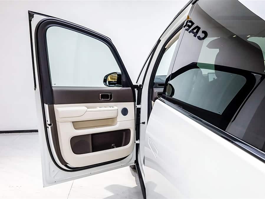 理想汽车 理想MEGA 2024 汽车图片 #5