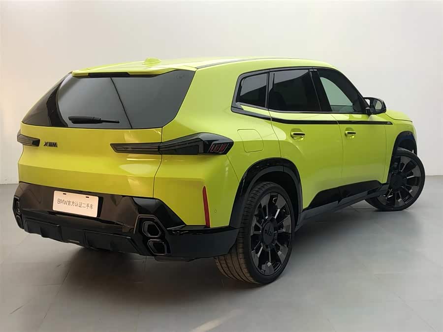 BMW XM imagem de carro #5