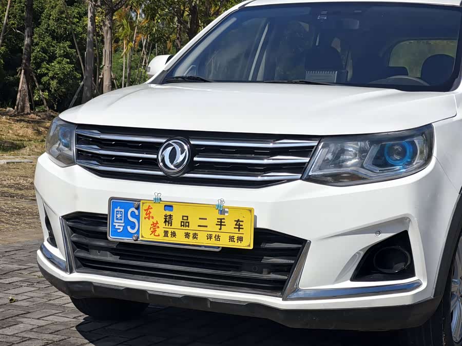 Forthing SX6 2019 صورة سيارة #5