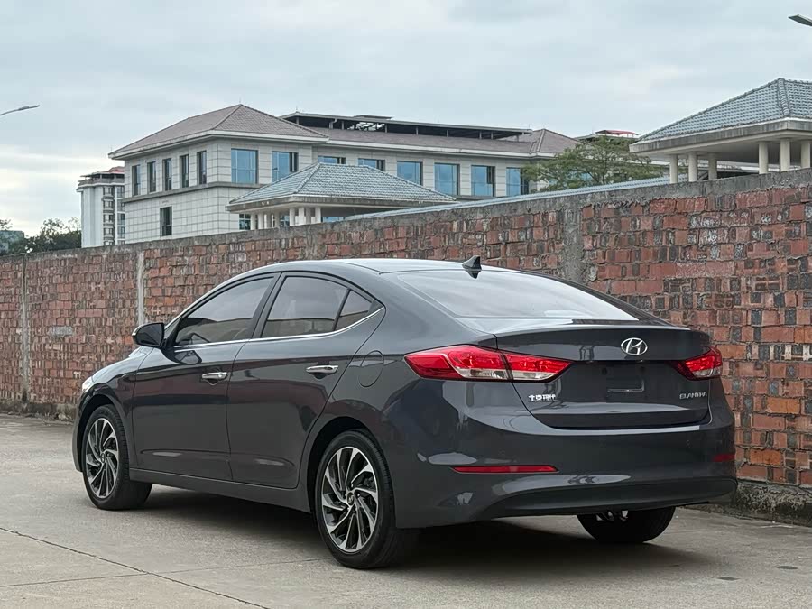 Hyundai Elantra AD 2019 car image #5