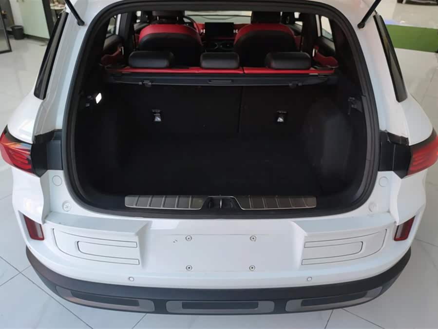 GEELY Monjaro MHEV 2021 #5 GEELY Monjaro MHEV 2021 car image #5