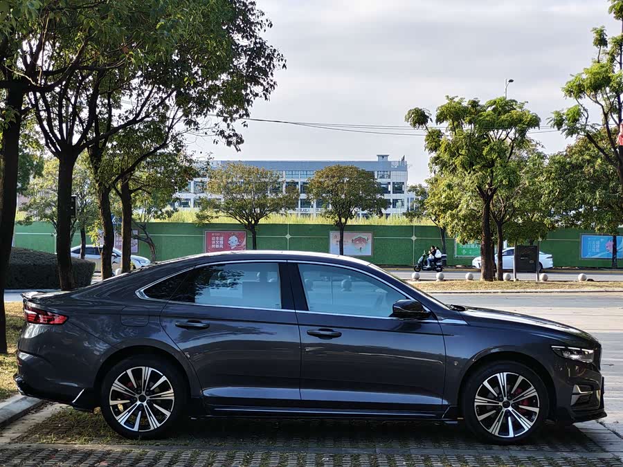 GEELY Preface 2024 car image #5
