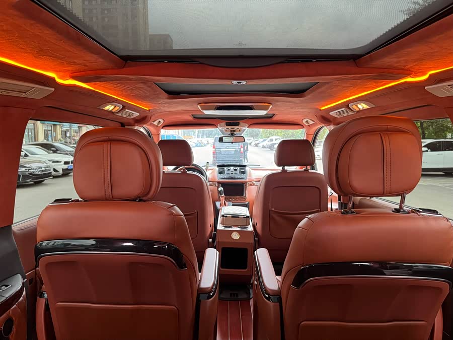 Mercedes-Benz Viano (Imported) 2012 immagine di auto #5