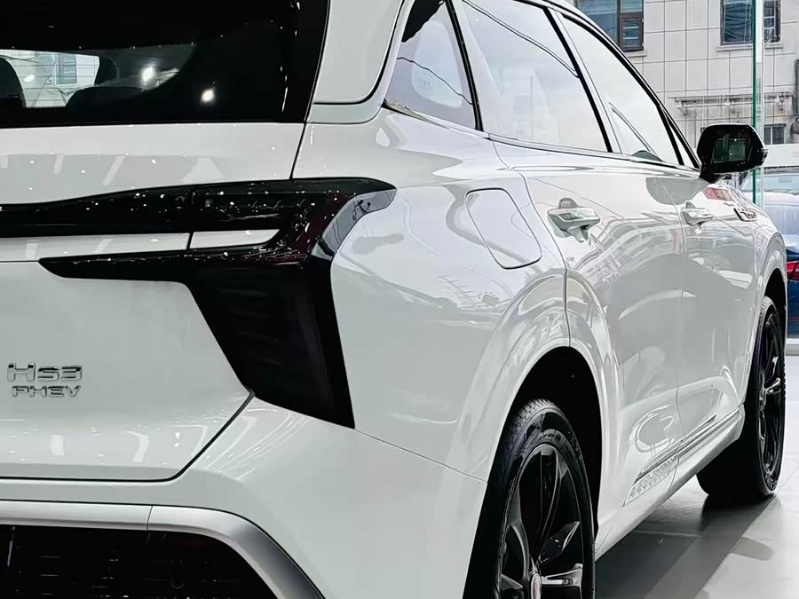 HongQi HS3 PHEV car image #5