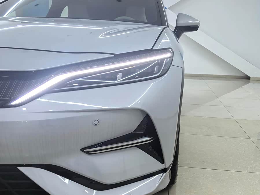 BYD SongL EV 2024 #5 BYD SongL EV 2024 car image #5