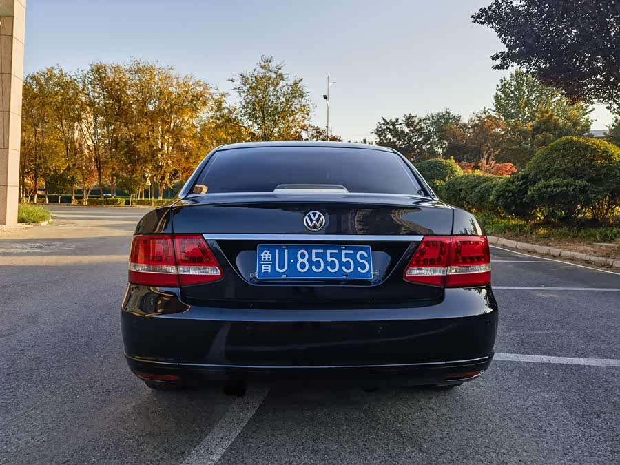 Volkswagen Passat Lingyu 2010 #5 Volkswagen Passat Lingyu 2010 car image #5