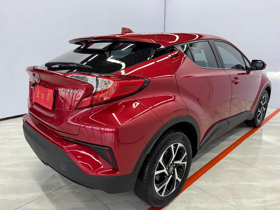 Toyota C-HR 2021 #5 Toyota C-HR 2021 car image #5