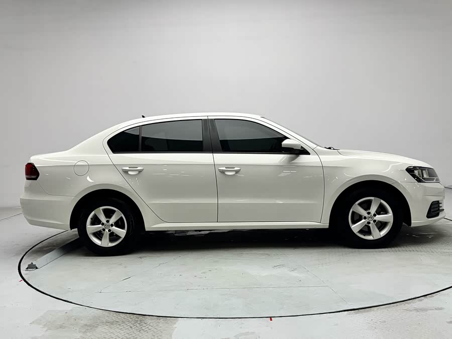 Volkswagen Lavida 2023 car image #5