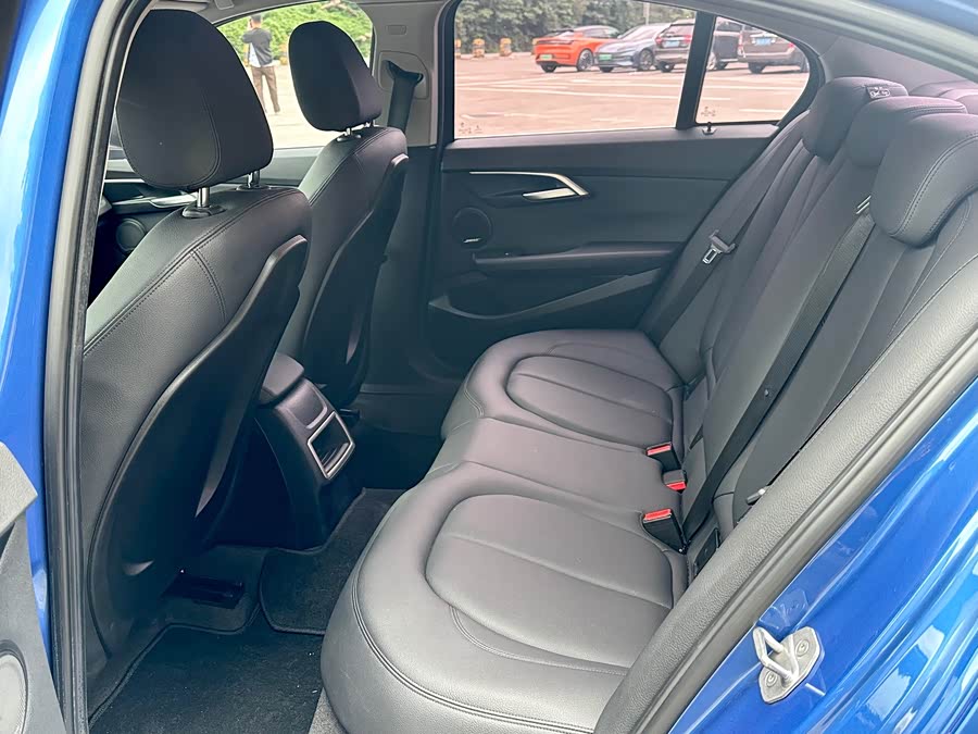 BMW 1 Series 2019 immagine di auto #5