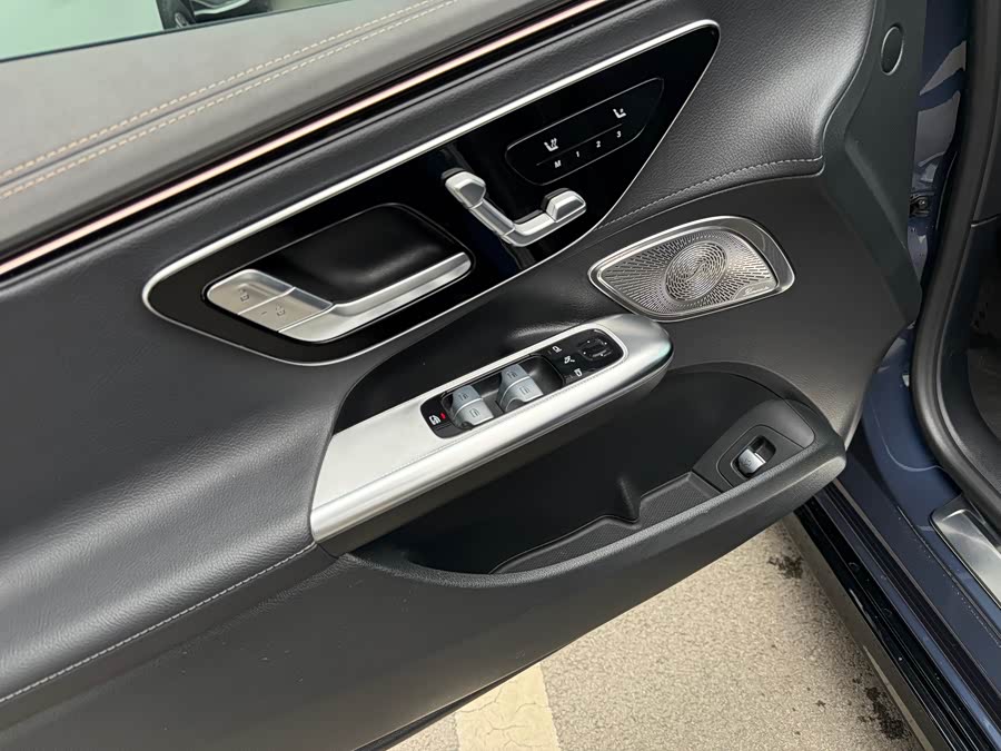 Mercedes-Benz EQE Class 2023 #5 Mercedes-Benz EQE Class 2023 car image #5