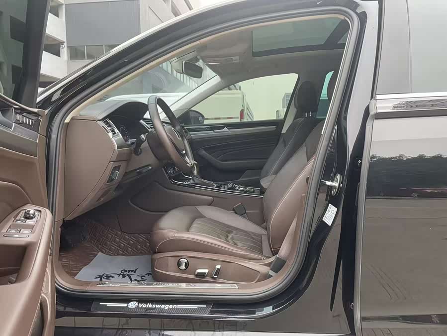 Volkswagen Phideon 2021 immagine di auto #5