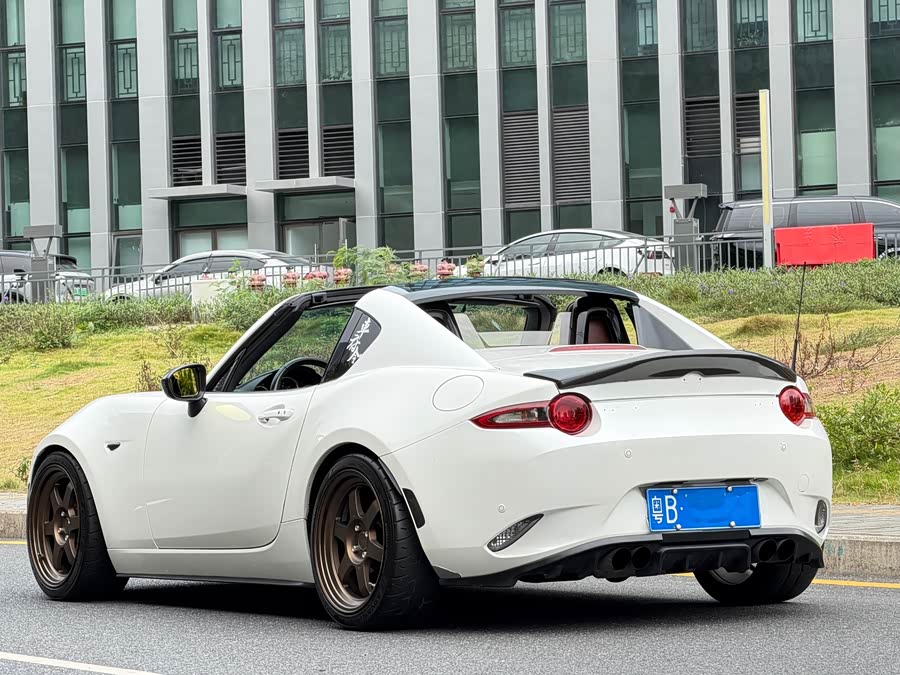 GEELY Monjaro MHEV 2019 car image #5