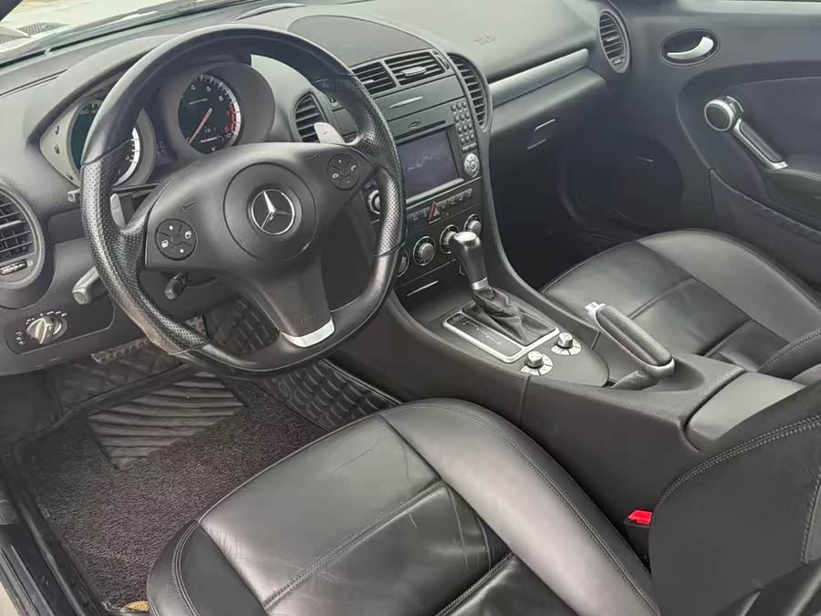 Mercedes-Benz SLK AMG 2011 immagine di auto #5