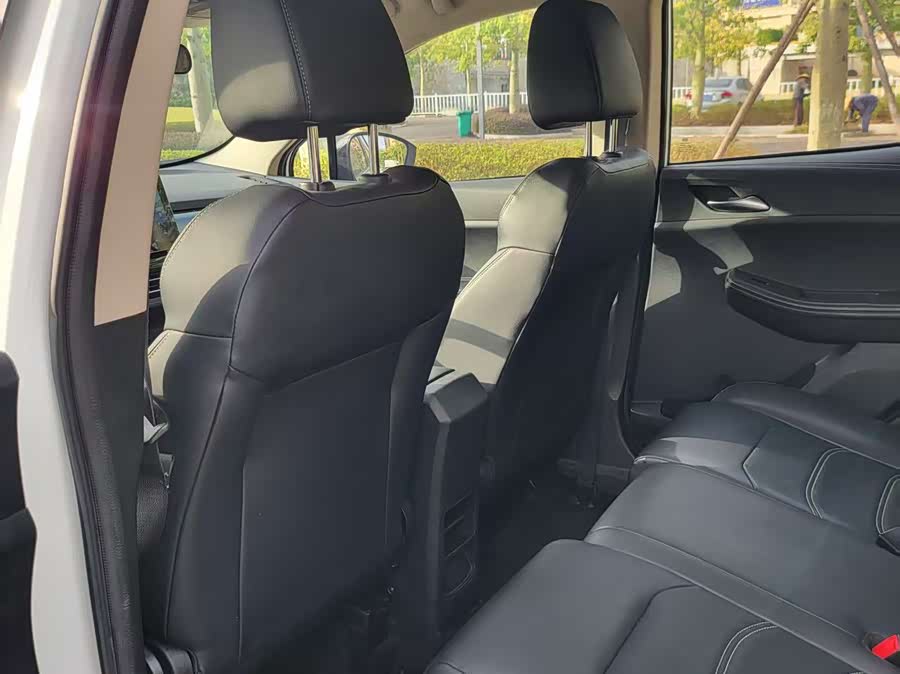 BYD S2 2019 #5 BYD S2 2019 car image #5