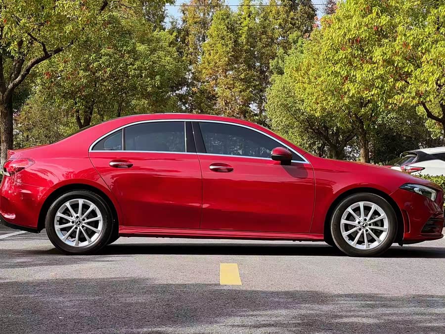 Mercedes-Benz A Class 2019 #5 Mercedes-Benz A Class 2019 car image #5