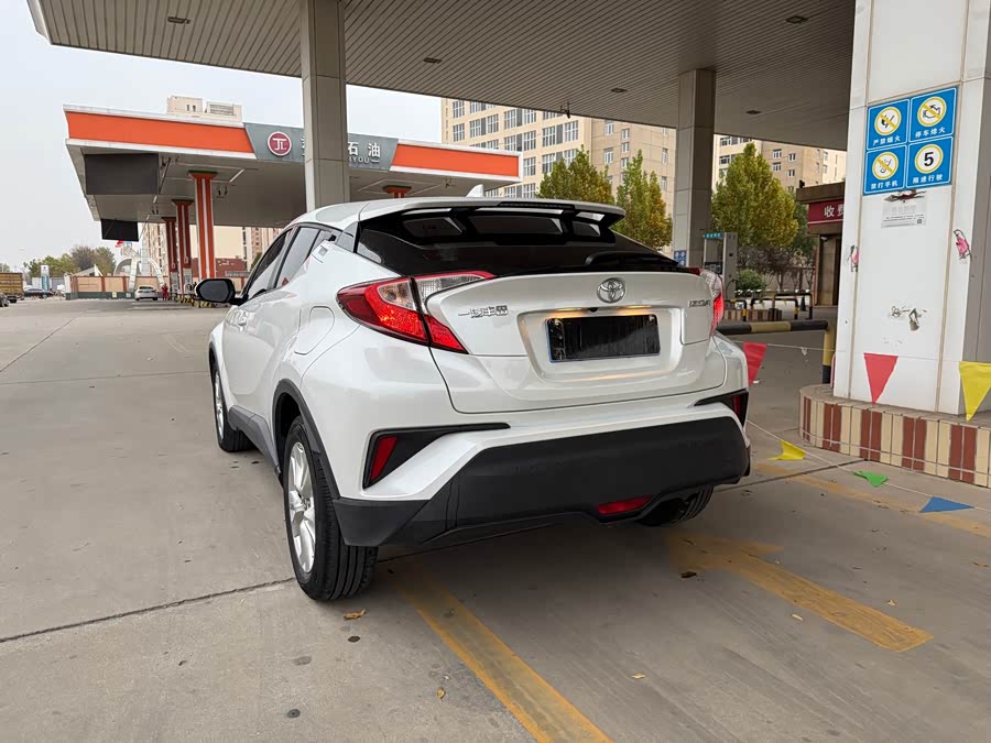 Toyota Izoa 2021 #5 Toyota Izoa 2021 immagine di auto #5