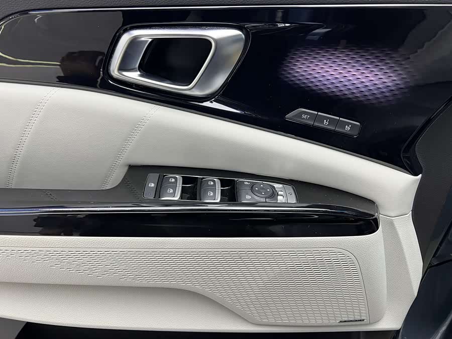 Kia K3 2016 car image #5
