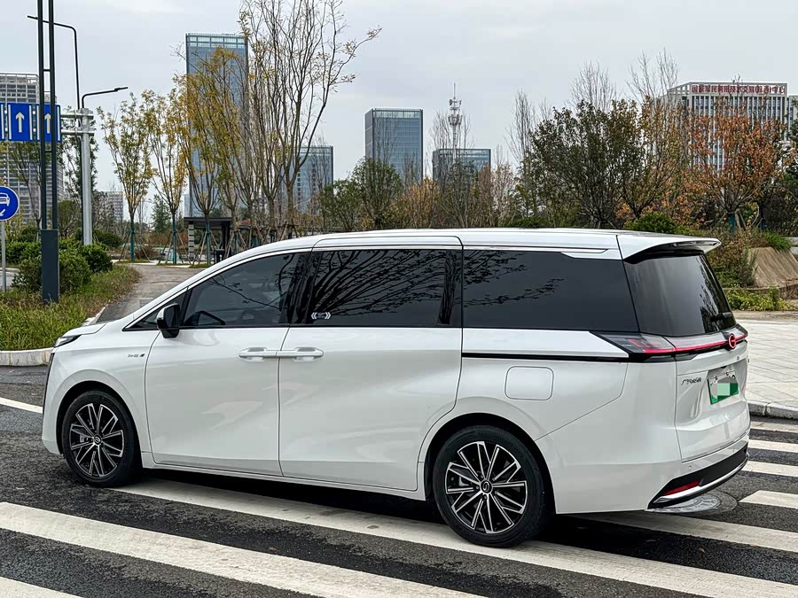 GAC Trumpchi E8 New Energy 2023 car image #5