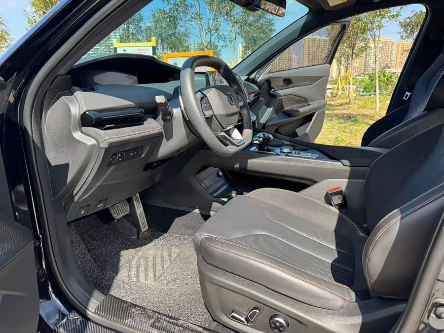 长安 长安UNI-V 2022 汽车图片 #5