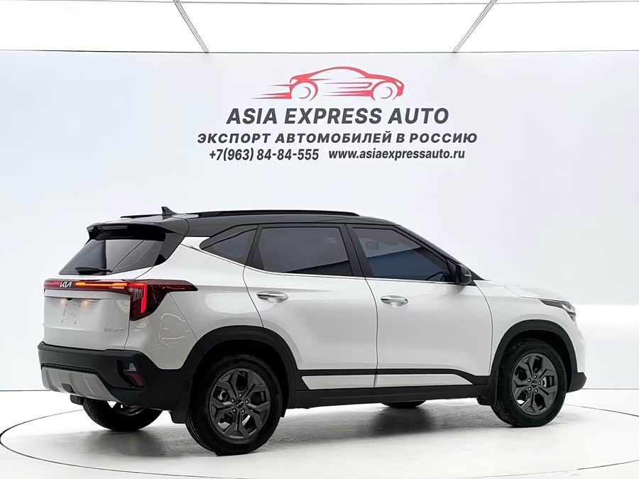 Kia Seltos 2023 car image #5