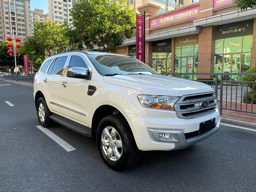 Ford Everest 2017 immagine di auto #5