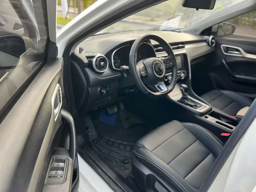 MG 6 2019 car image #5