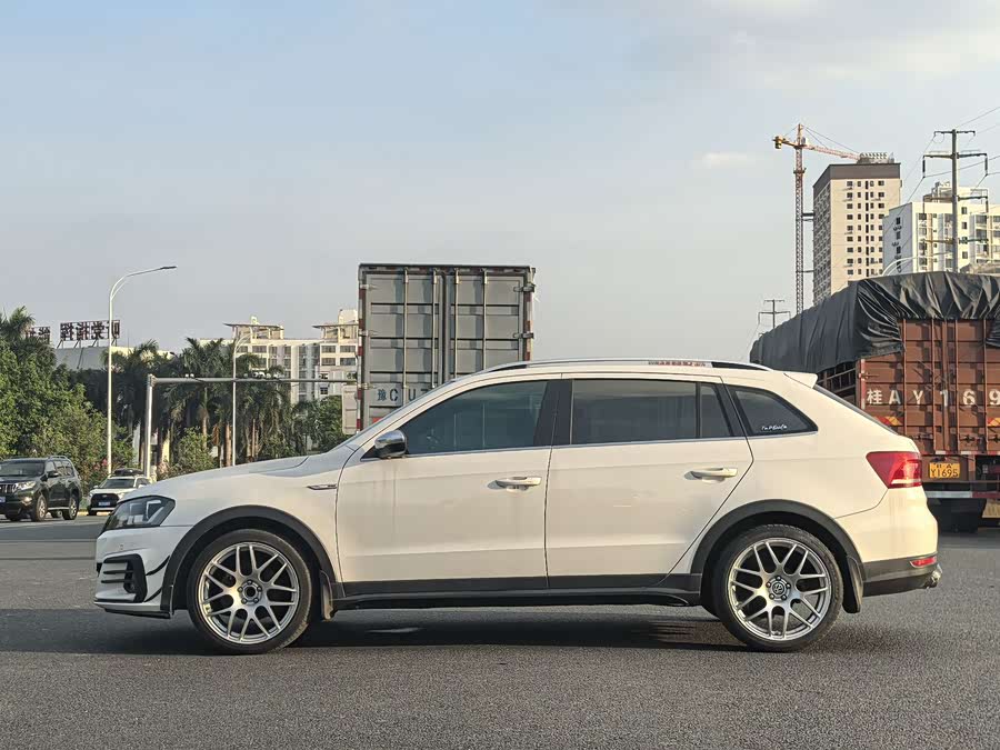 Volkswagen Cross Lavida 2014 immagine di auto #5