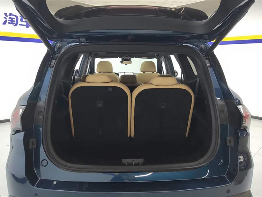 GEELY Okavango L 2022 immagine di auto #5