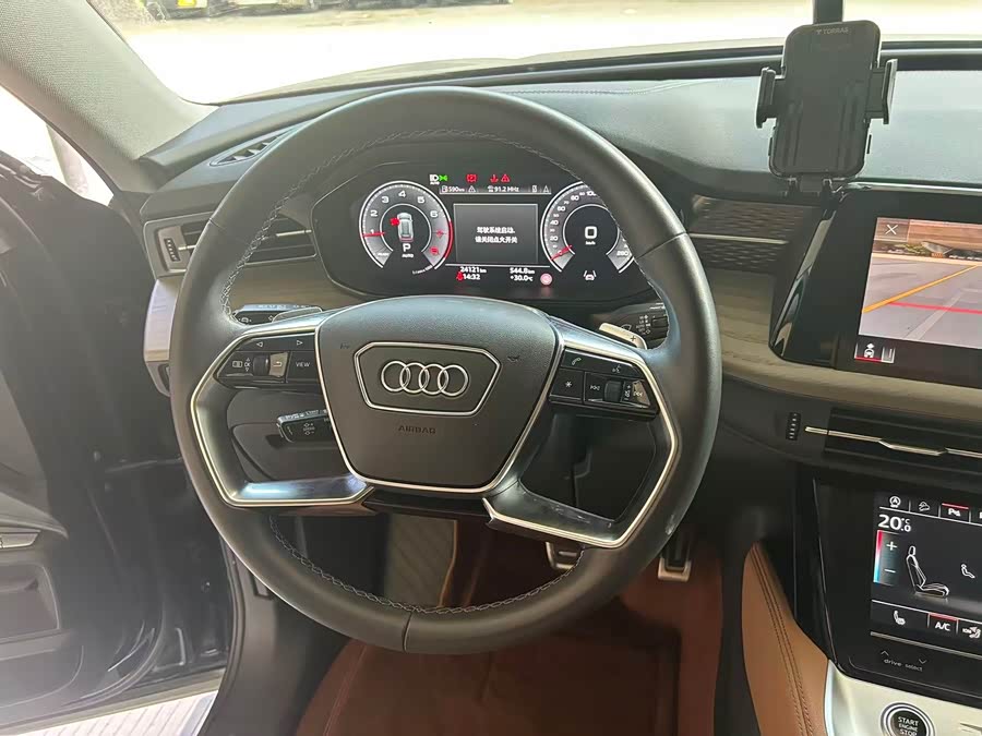 Audi Q6 2024 imagem de carro #5