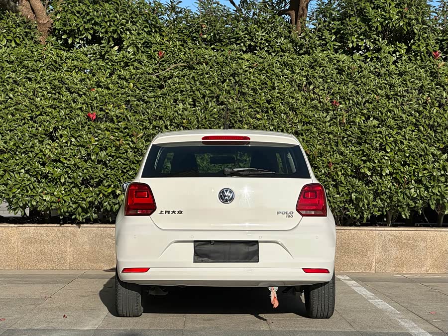 Volkswagen Polo 2017 car image #5