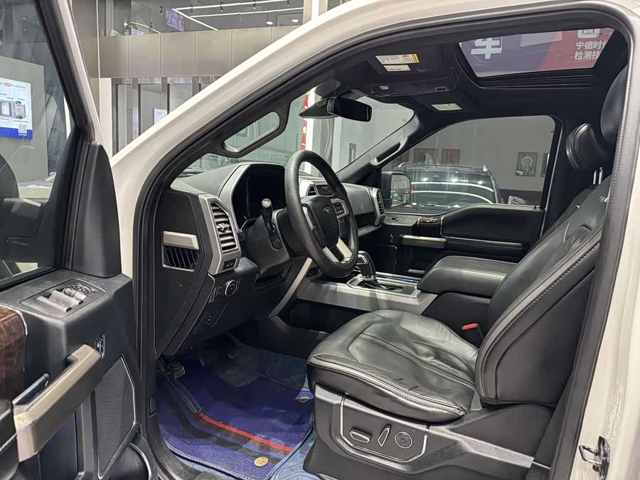 Ford F-150 Raptor 2016 car image #5