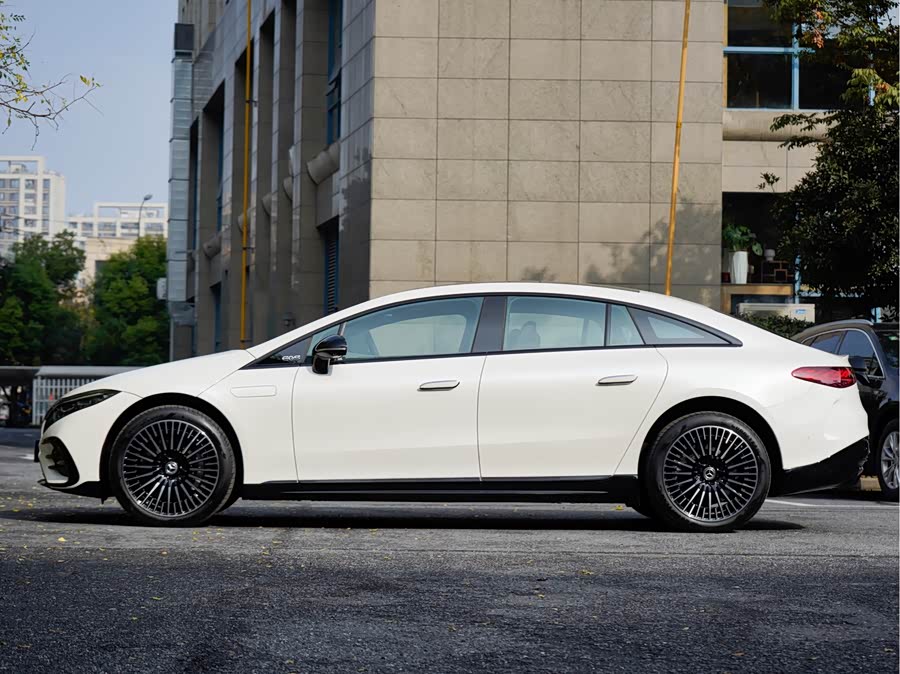 Mercedes-Benz EQS Class 2024 #5 Mercedes-Benz EQS Class 2024 car image #5