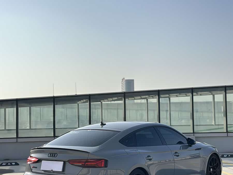 Audi RS 5 2023 car image #5