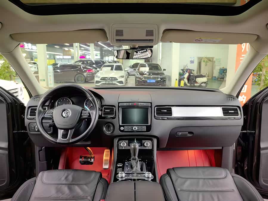 Volkswagen Touareg 2017 car image #5