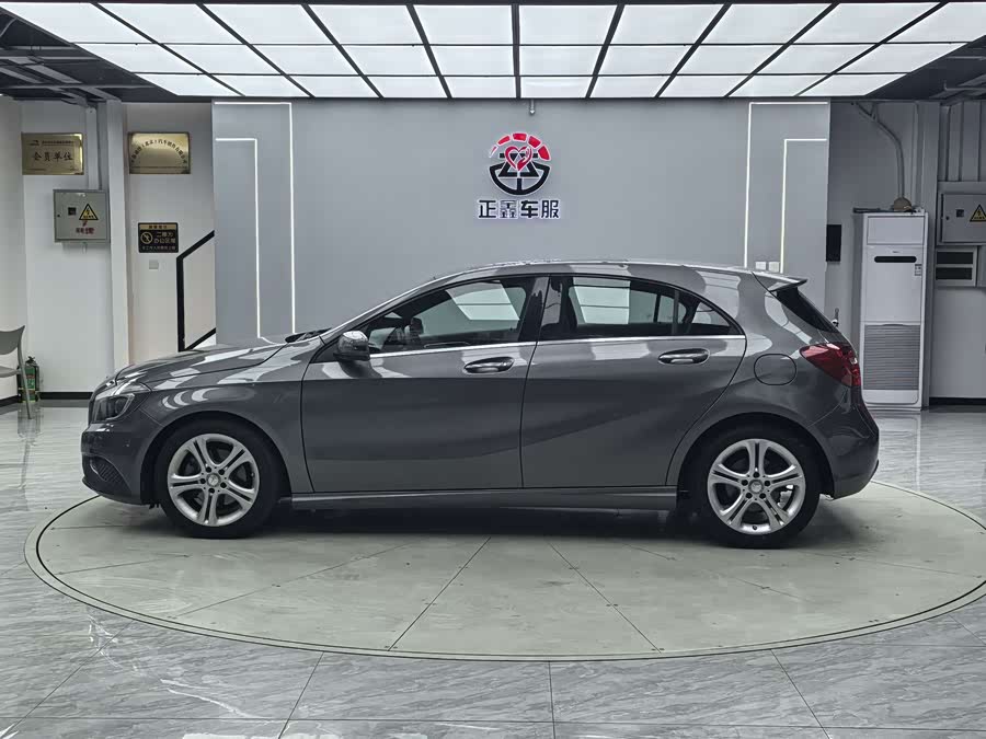 Mercedes-Benz A Class (Imported) 2014 car image #5