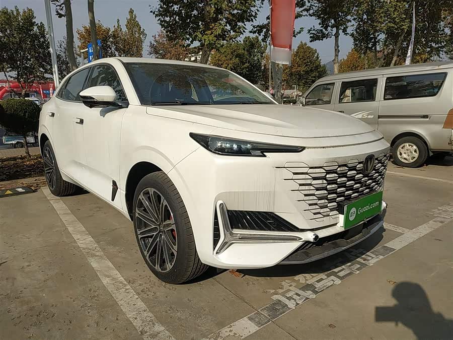 Changan UNI-K iDD 2025 #5 Changan UNI-K iDD 2025 car image #5