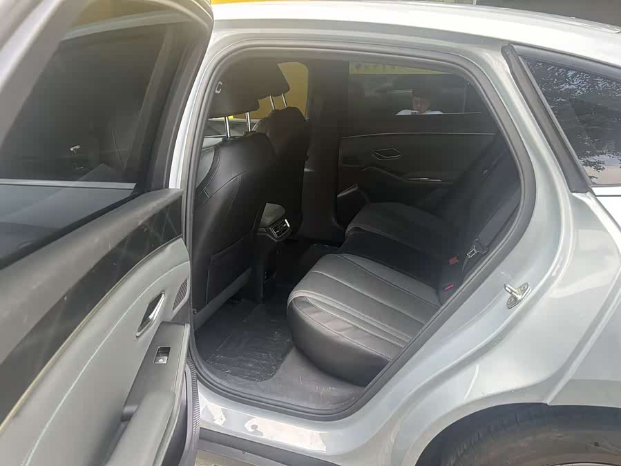 BYD Qin L 2024 car image #5