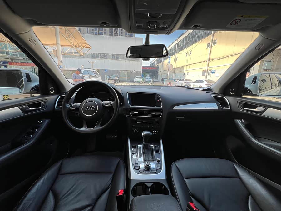 Audi Q5 (Imported) 2016 car image #5