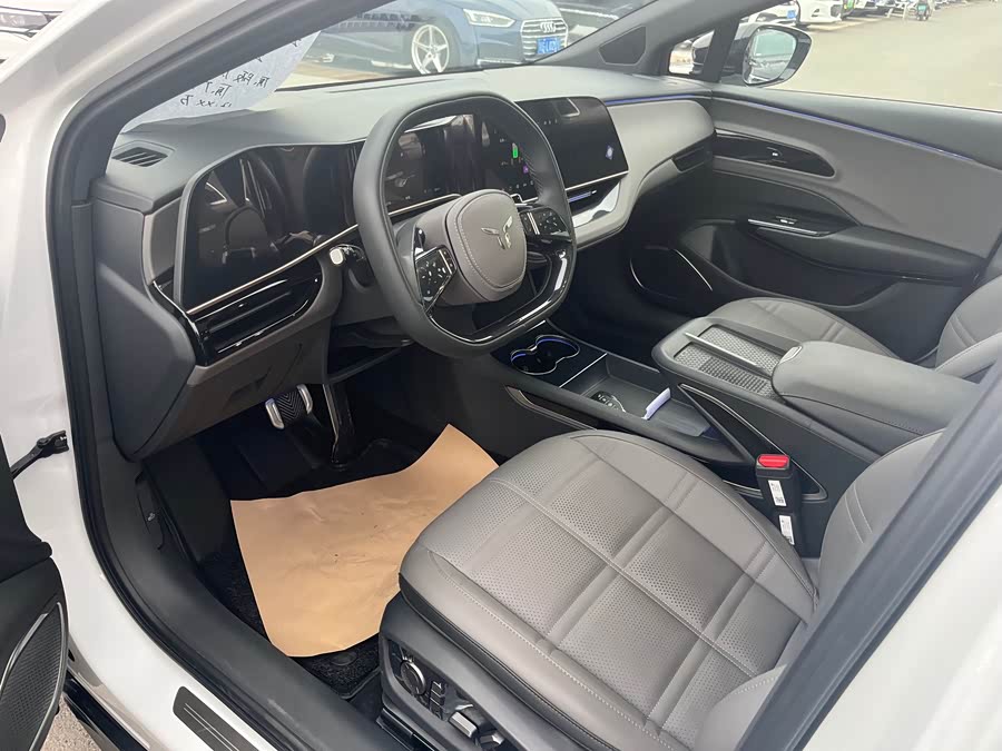 HongQi EH7 2024 #5 HongQi EH7 2024 car image #5