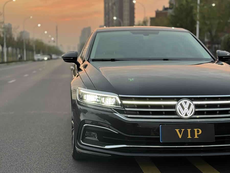 Volkswagen Phideon 2022 immagine di auto #5