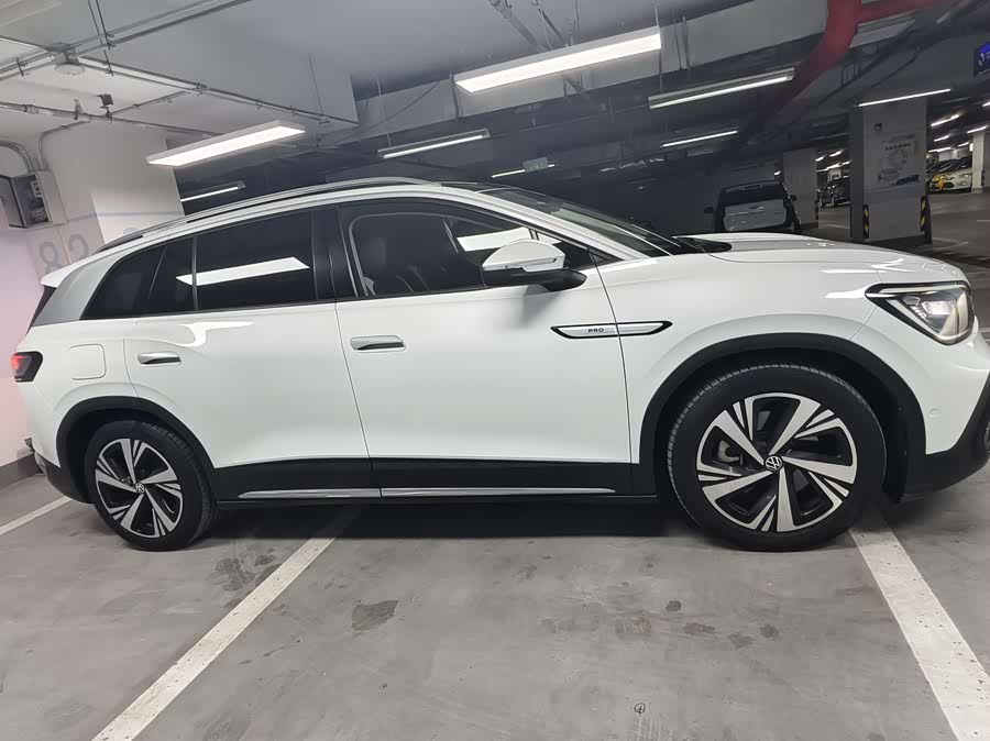 Volkswagen ID.6 Crozz 2022 immagine di auto #5