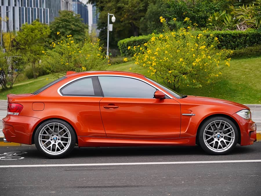 BMW 1 Series M 2012 immagine di auto #5
