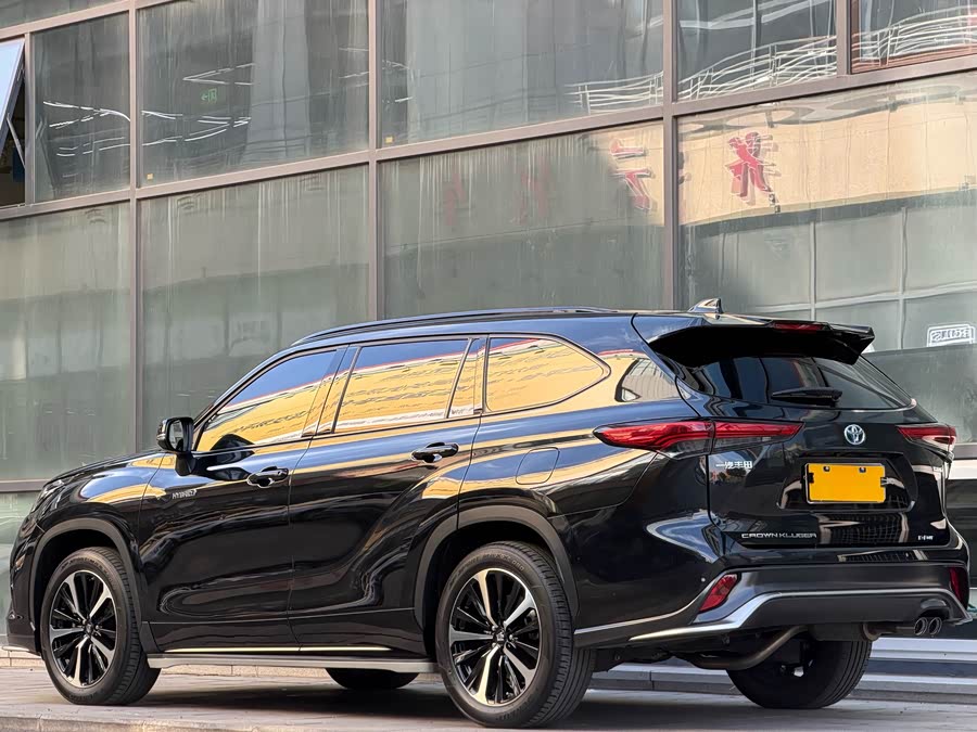 Toyota Crown Kluger 2022 #5 Toyota Crown Kluger 2022 immagine di auto #5