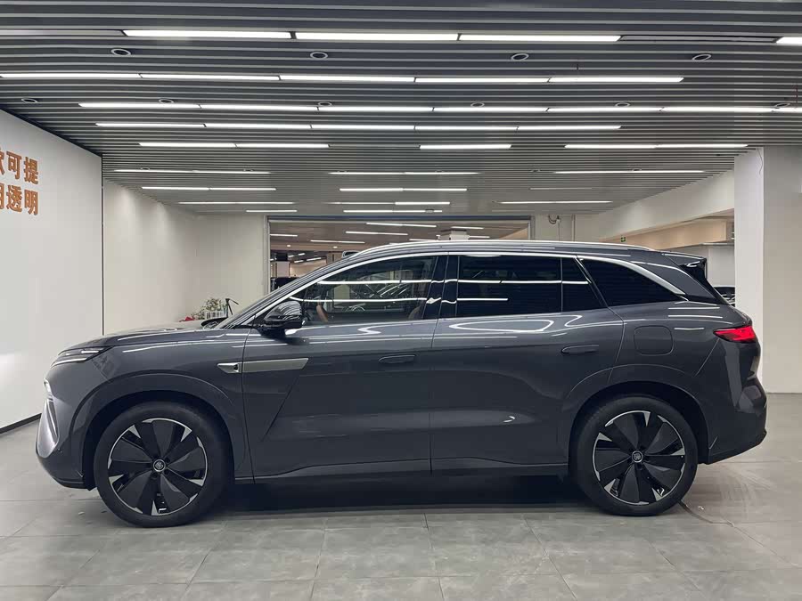 BYD Tang L 2025 image de voiture #5