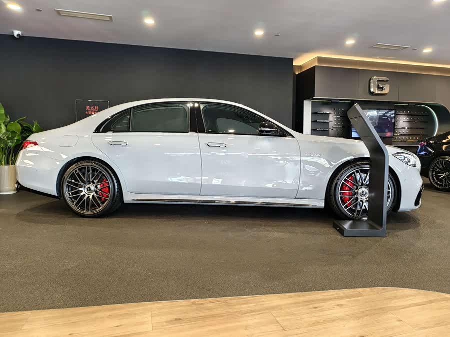 Mercedes-Benz S AMG New Energy imagem de carro #5