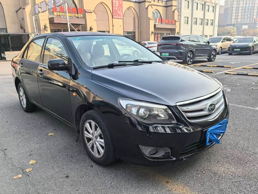 BYD L3 2012 immagine di auto #5