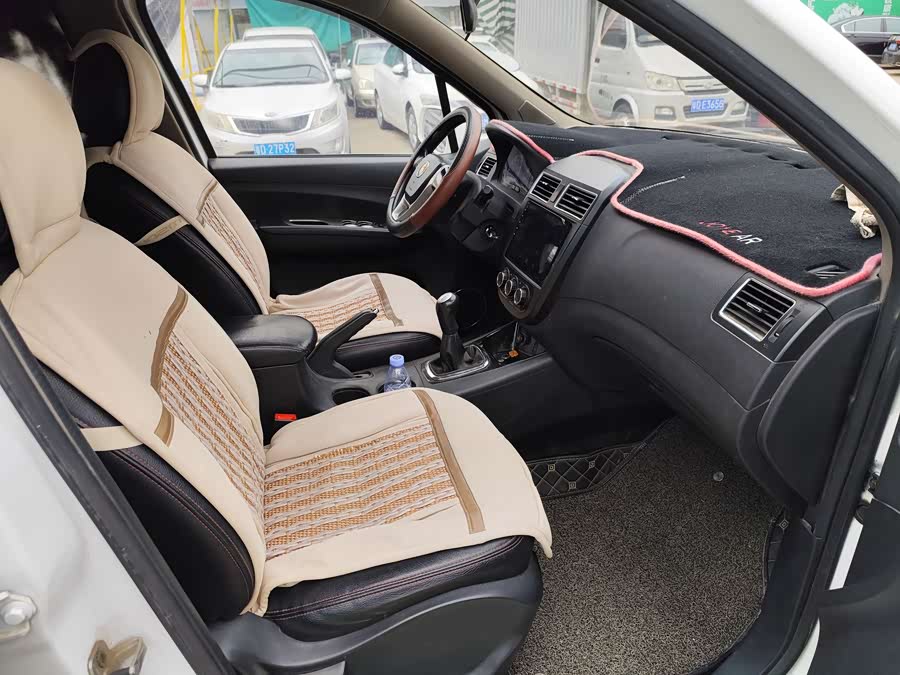 Forthing JOYEAR X5 2013 car image #5