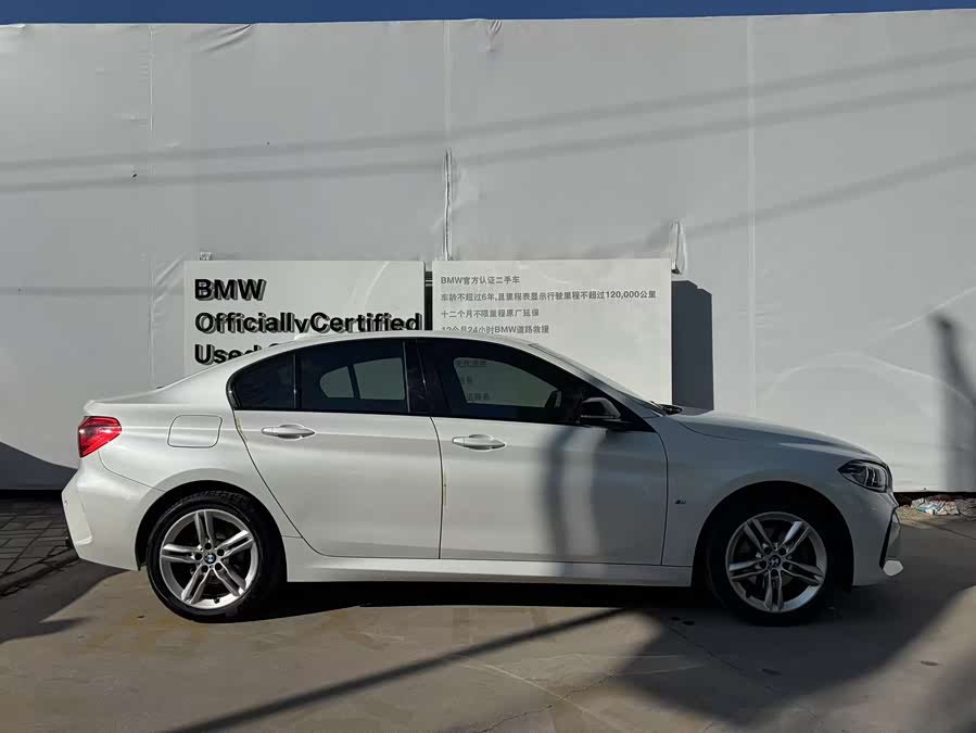 BMW 1 Series 2021 car image #5